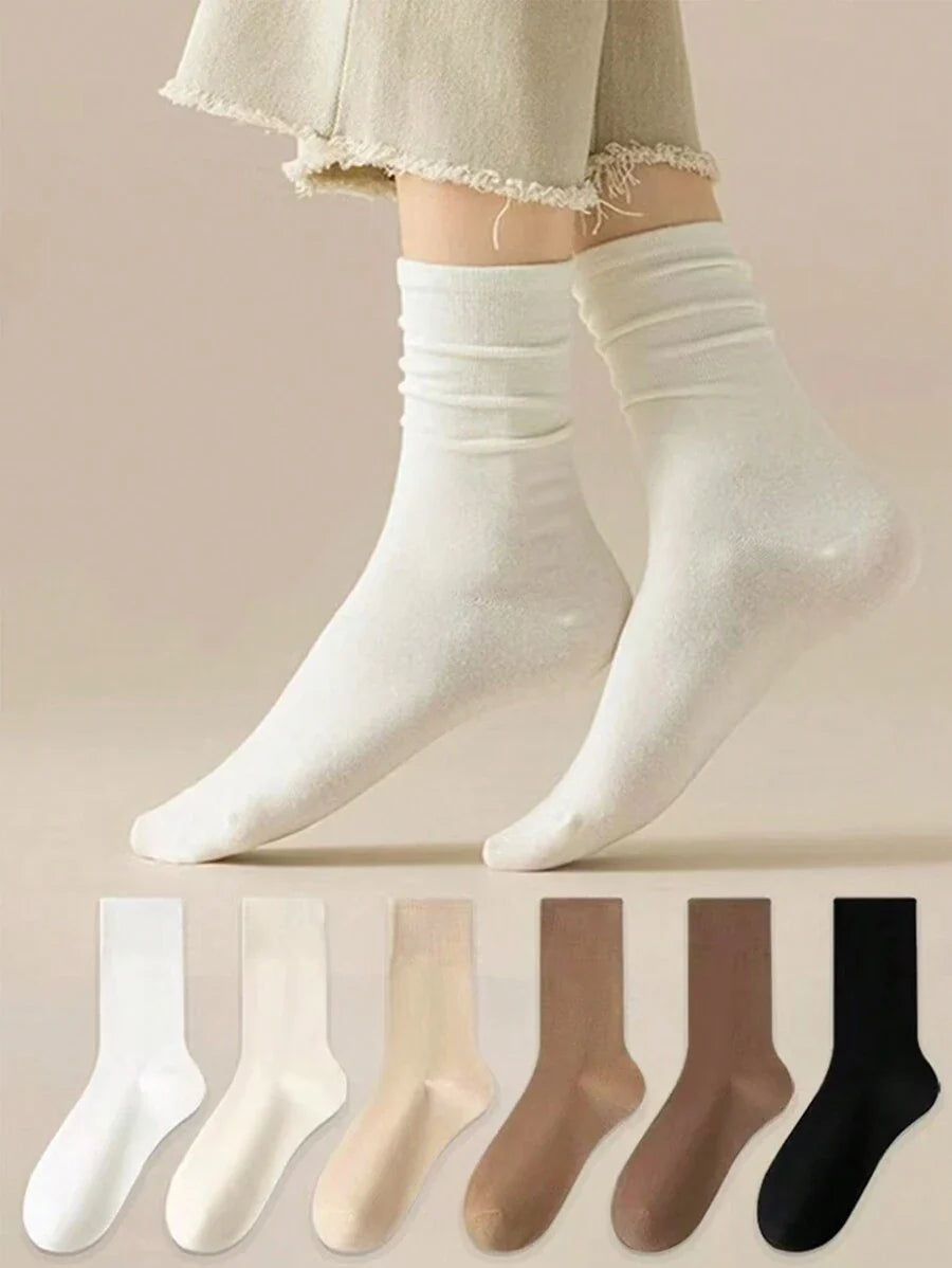 Women's Crew Socks with Ruffled Edge and Ribbed Texture