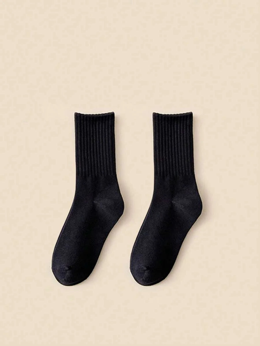 Women's Crew Socks with Ruffled Edge and Ribbed Texture