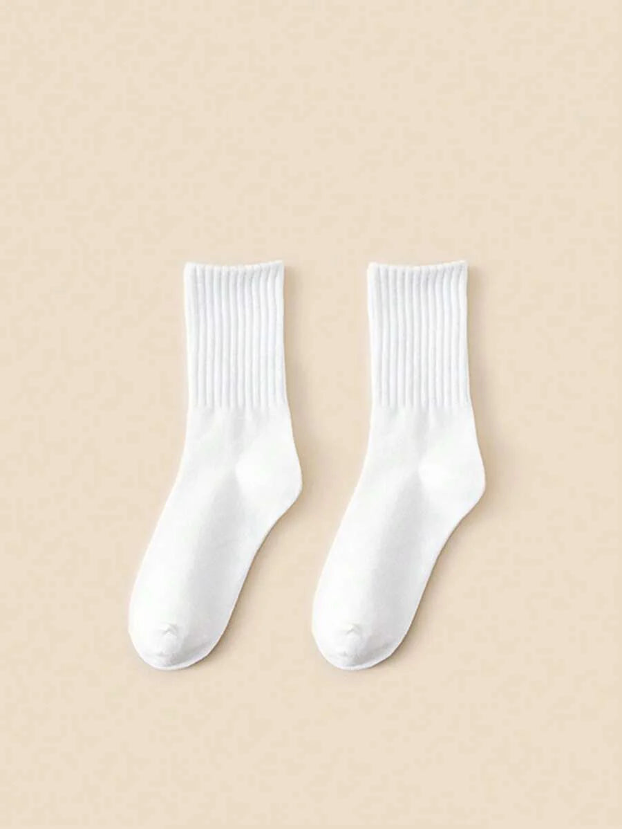 Women's Crew Socks with Ruffled Edge and Ribbed Texture