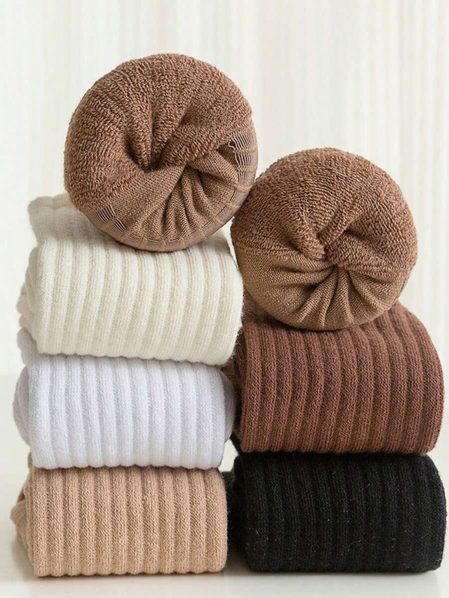 Women's Crew Socks with Ruffled Edge and Ribbed Texture