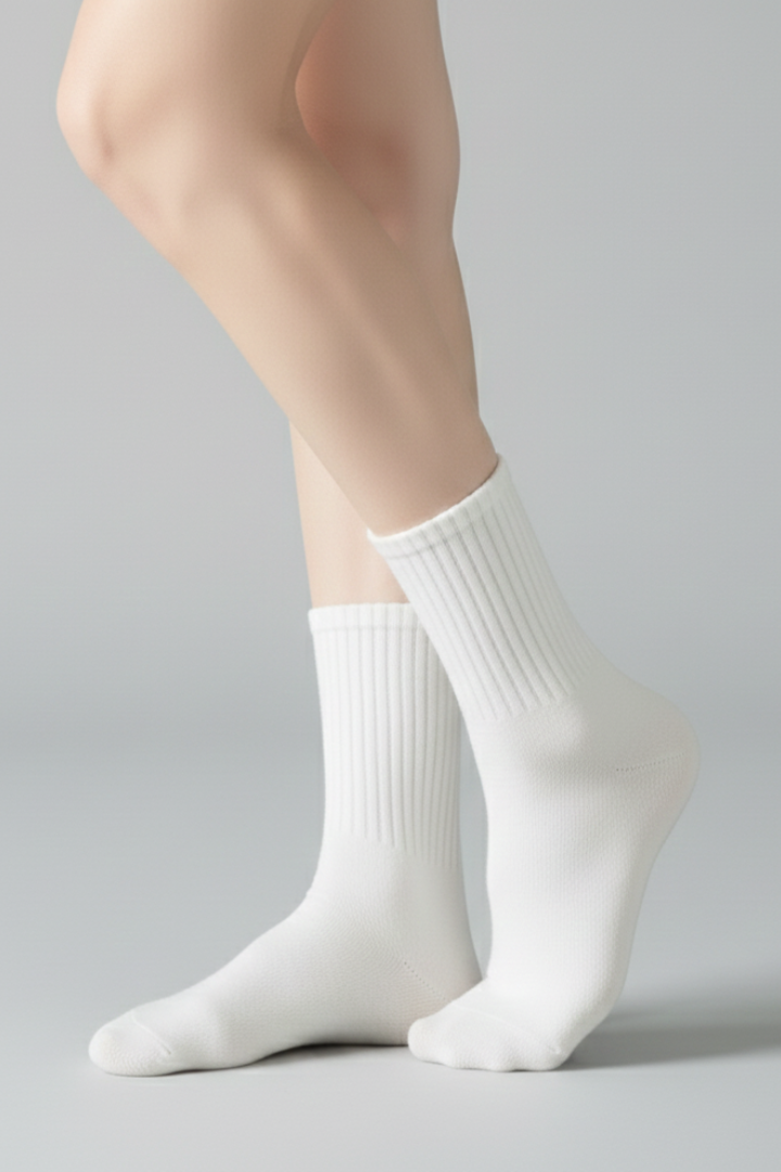 Women's Crew Socks with Ruffled Edge and Ribbed Texture