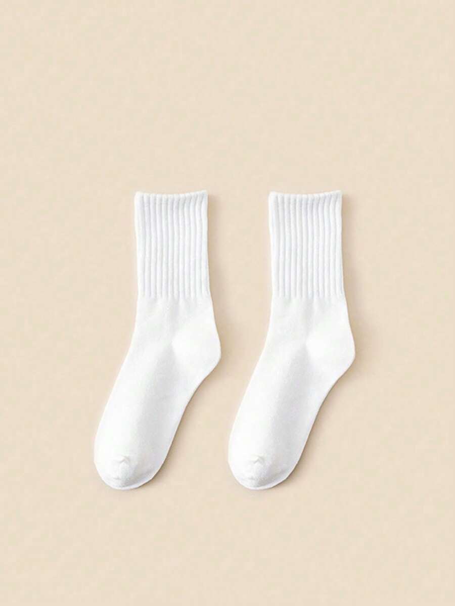 Women's Crew Socks with Ruffled Edge and Ribbed Texture