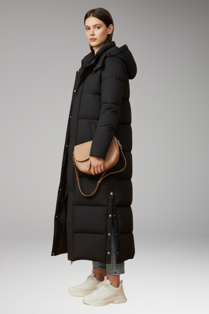 Women's Coat with Quilted Surface and Long Length