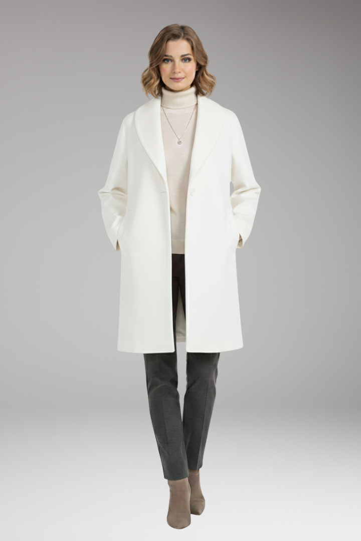Women's Coat with Wide Collar and Long Sleeves