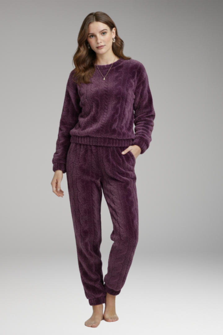 Women's Pyjama Set with Round Neck and Waistband