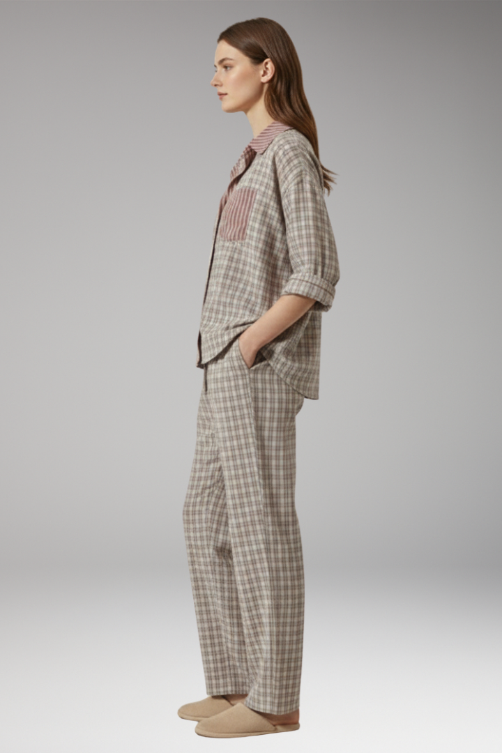 Women's Pyjama Top with Checked Surface and Contrasting Collar