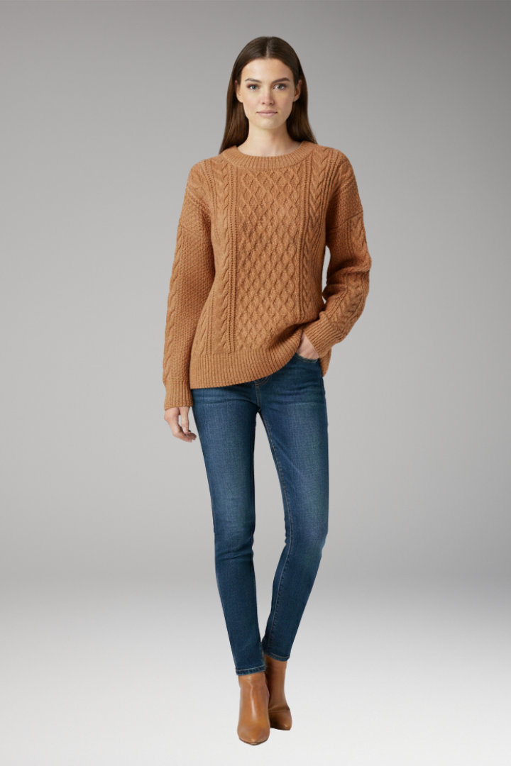 Women's Sweater with Crew Neck and Cable Surface