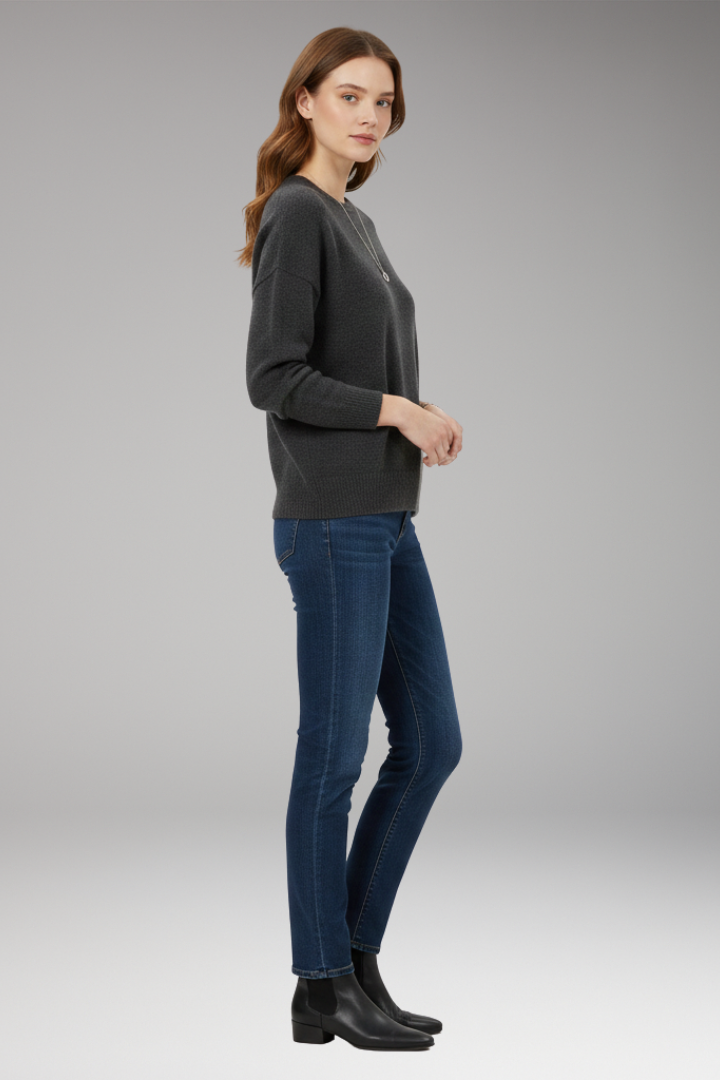 Women's Sweater with Crew Neckline and Long Sleeves