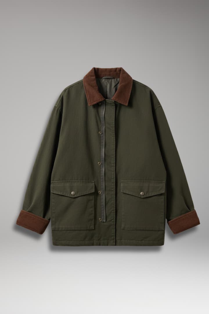 Women's Oversized Jacket with Button Closure and Contrast Collar