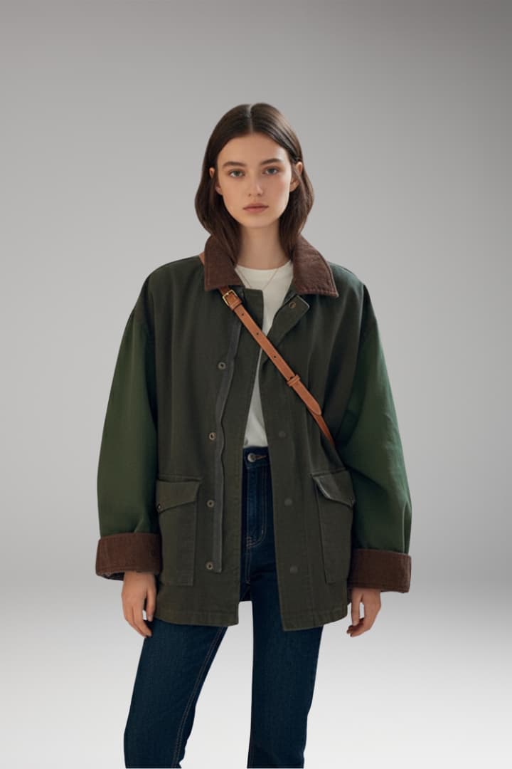 Women's Oversized Jacket with Button Closure and Contrast Collar
