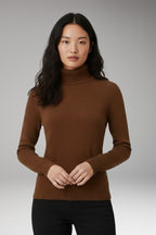 Women's Turtleneck Sweater with Long Sleeves and Ribbed Surface