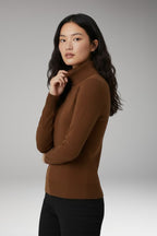 Women's Turtleneck Sweater with Long Sleeves and Ribbed Surface