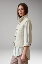 Women's Vest with Sleeveless Cut and Defined Shape