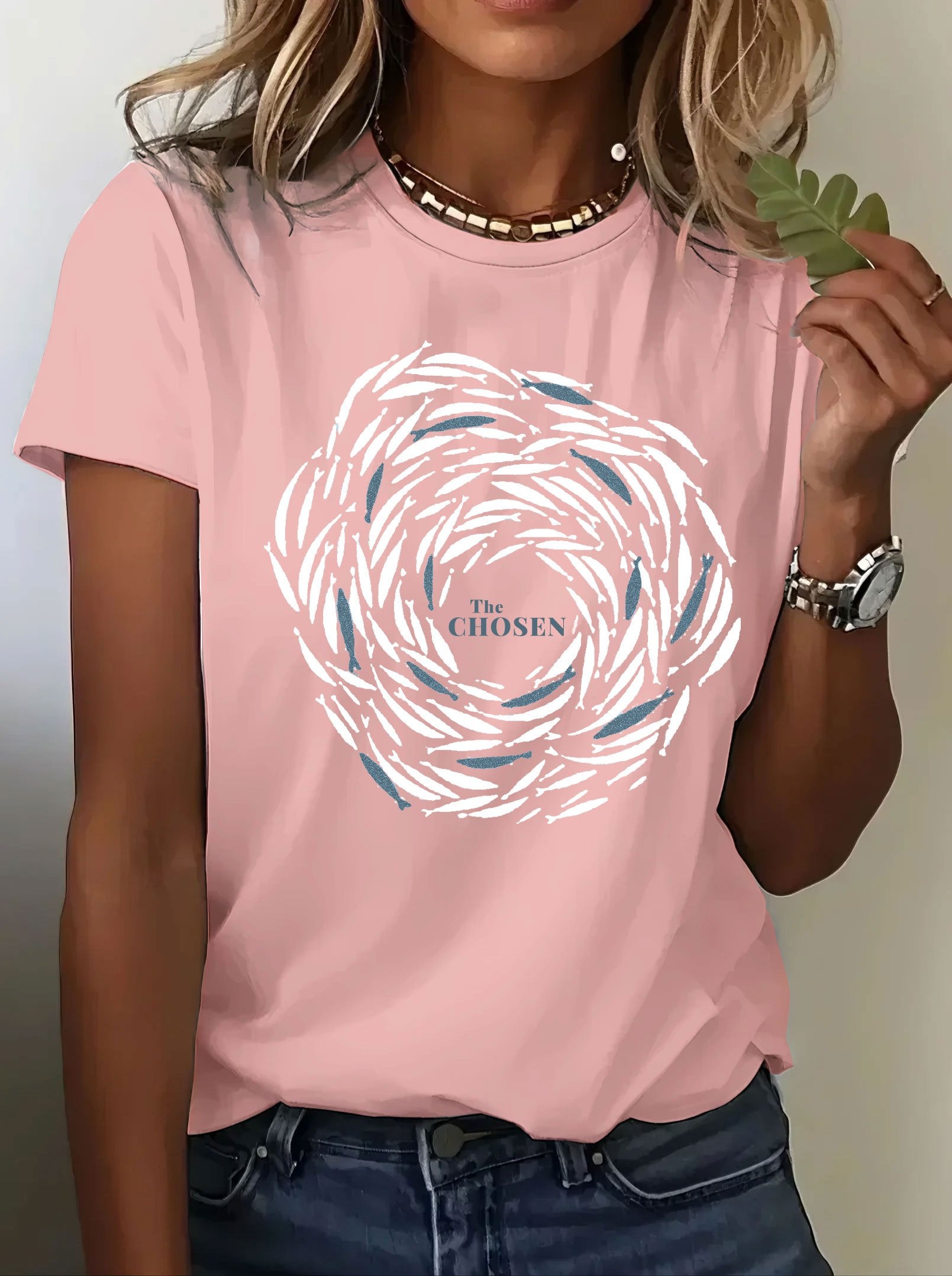 T-shirt imprimé à manches courtes pour femmes « The Chosen » de la marque Chosen By Faith 